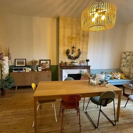 2 Bedrooms Chartrons بوردو